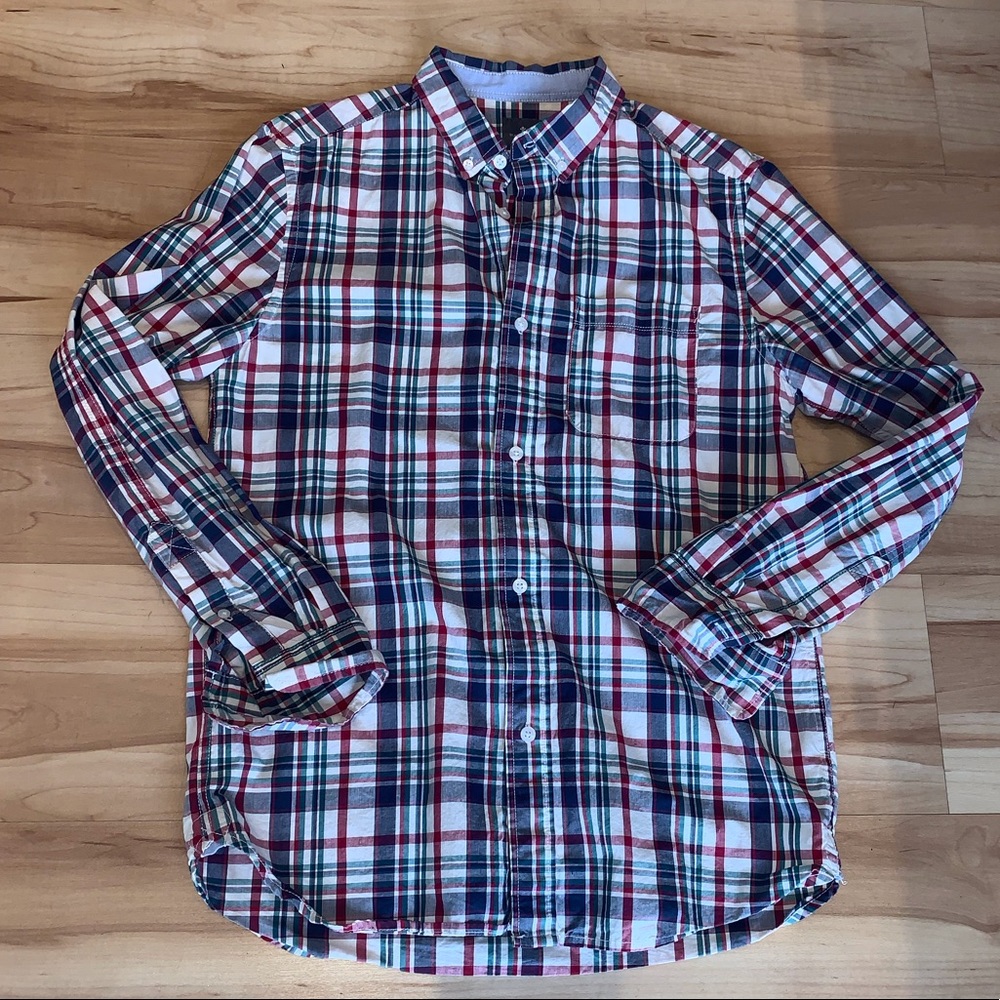 Men's long-sleeve button-down.  Medium